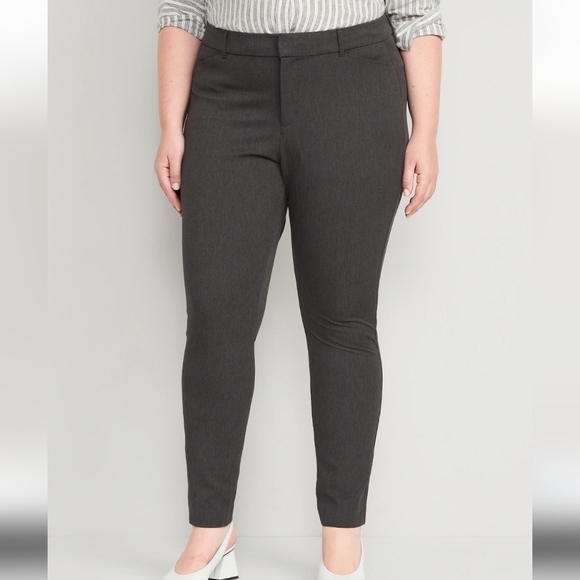 30 - Old Navy • High-Waisted Pixie Skinny Pants - Picture 1 of 2